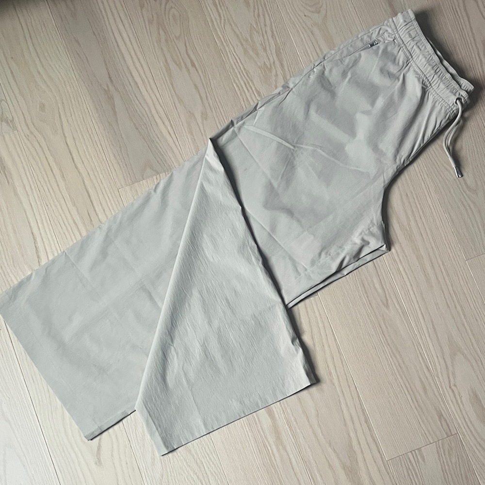 Athleta Midday Mid Rise Crop Pants